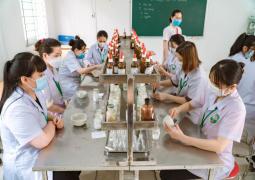  Học Cao Đẳng Dược Có Khó Không - Tìm Hiểu Về Ngành Dược Và Những Thách Thức
